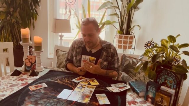 Dein Gegenüber - Quintessenz… #tarot #orakel #mystik #intuition #spiritualität #transformation #liebe #dualseele #lenormand #selbstwert